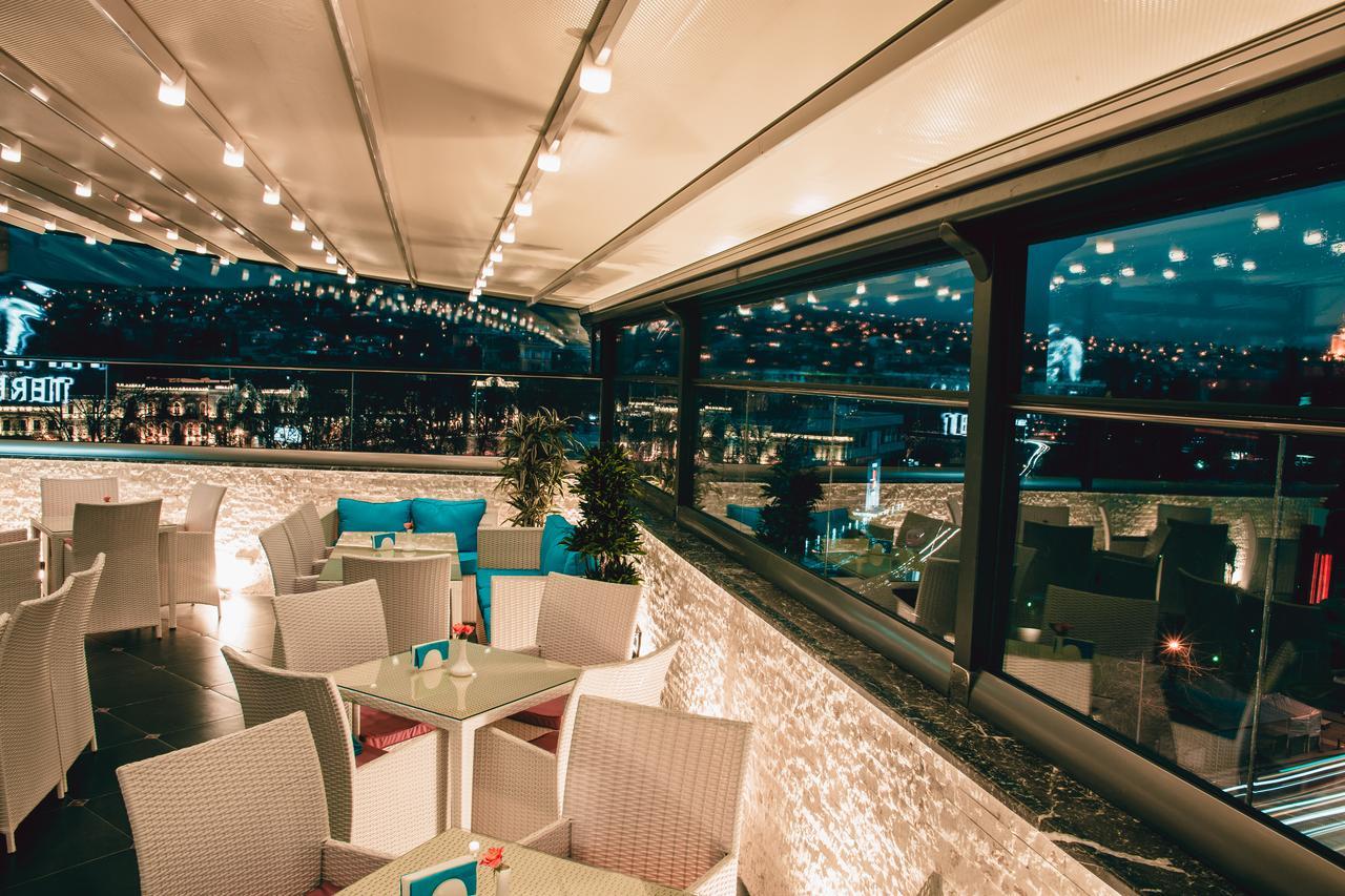 River Side Hotel Tbilisi Eksteriør bilde The Sky Bar